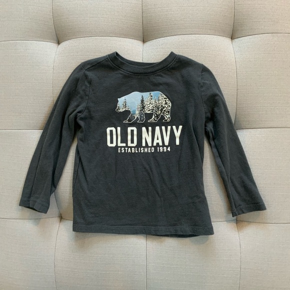 🐻Old Navy Long-Sleeved Boys Bundle🏗 - Picture 8 of 10